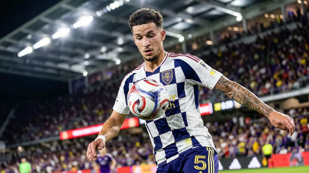 LA Galaxy finds Edwin Cerrillo replacement in Pablo Ruiz transfer